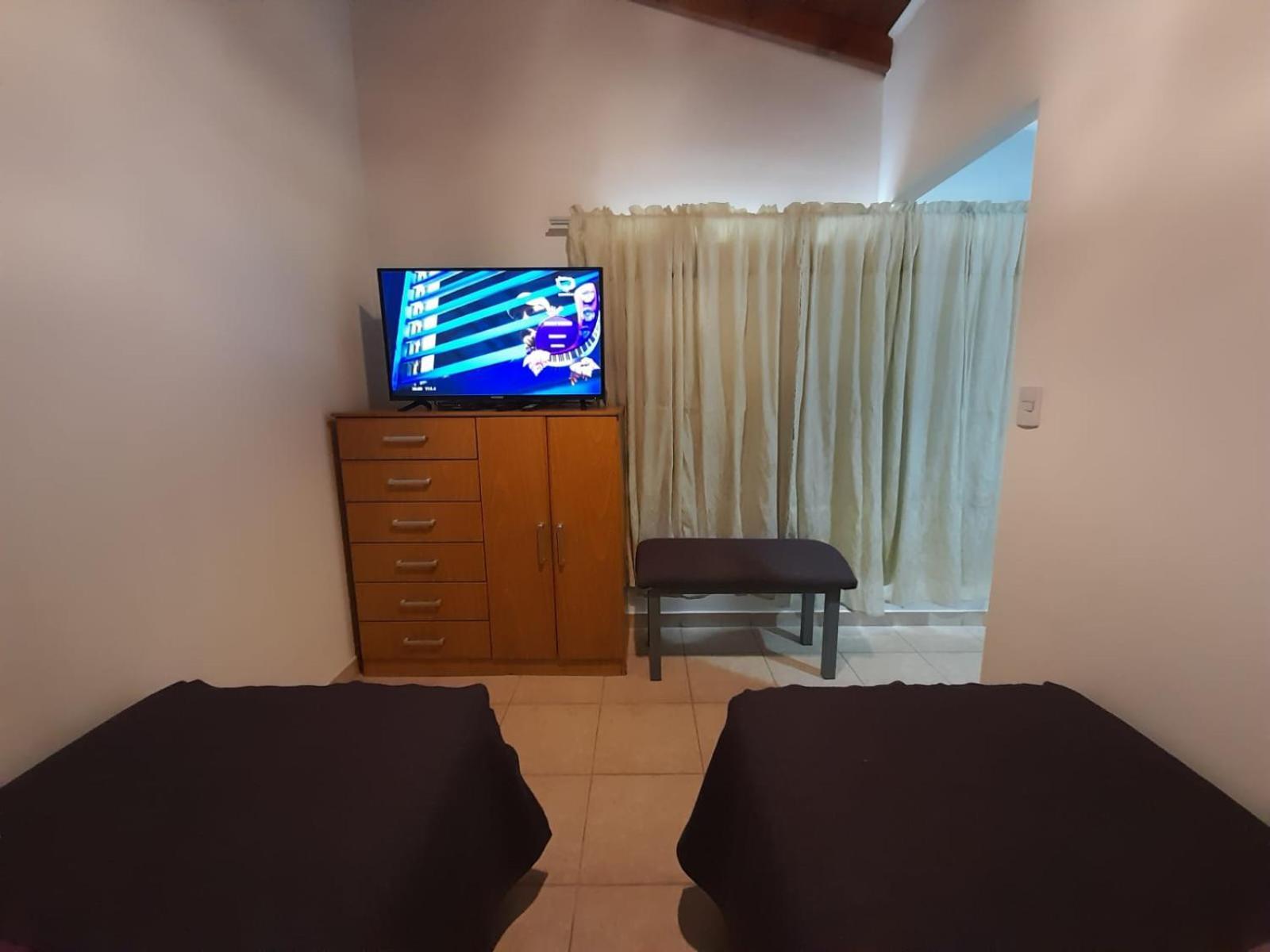 Monsenor Fagnano 592 "D" Apartment อูซัวยา ภายนอก รูปภาพ